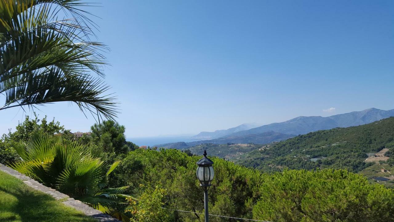 Sb Bed & Breakfast Seborga Exterior foto